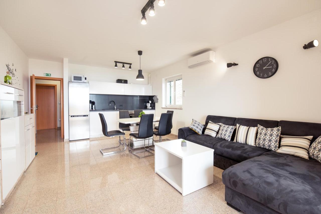 Seaview Apartment Lea Ičići Екстериор снимка