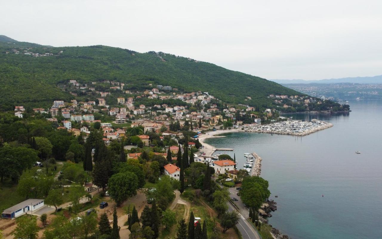 Seaview Apartment Lea Ičići Екстериор снимка
